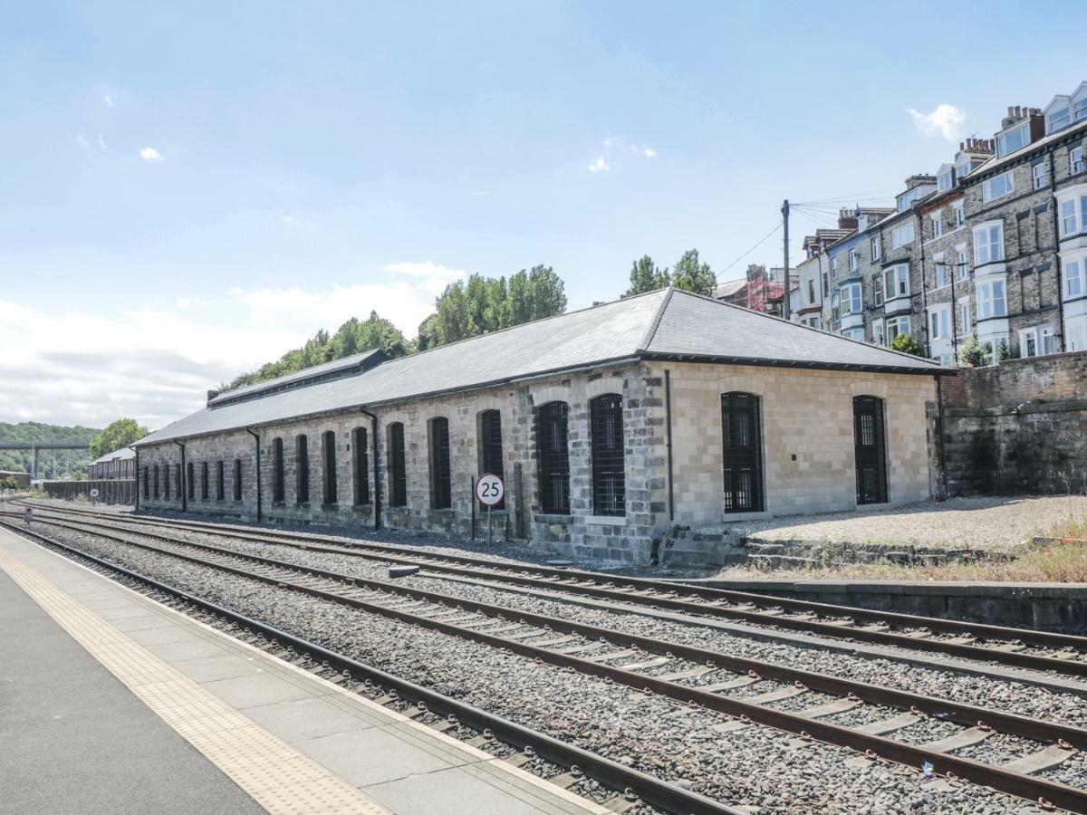 Olton Hall Engine Shed 惠特比 外观 照片